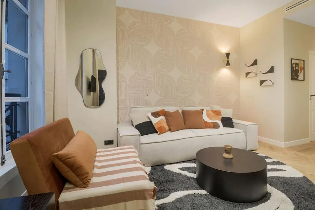 Appart 4pers#1 Bedroom#bastille#placedesvosges#ac Parijs